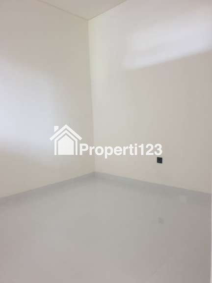 Rumah Mewah Modern Desain Siap Huni Eminent Vivacia Posisi Hook - 11