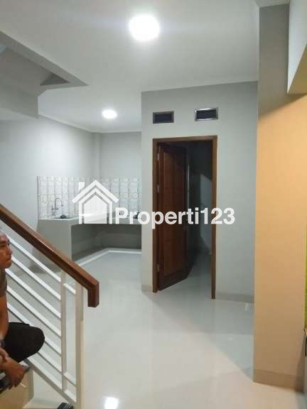 Rumah Tingkat Murah Di Perumnas 1 Bekasi WA  0823.1279.7387 - 3