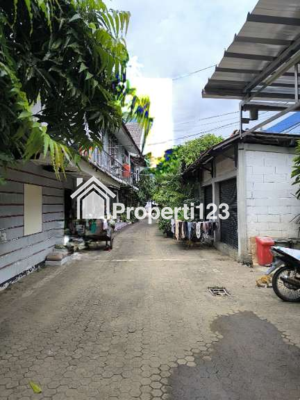 Rumah Cocok Untuk Kost Kantor Kafe Salemba Senen Jakarta Pusat - 4
