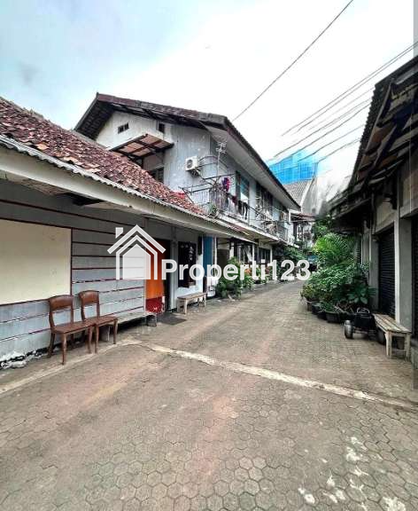 Rumah Cocok Untuk Kost Kantor Kafe Salemba Senen Jakarta Pusat - 3