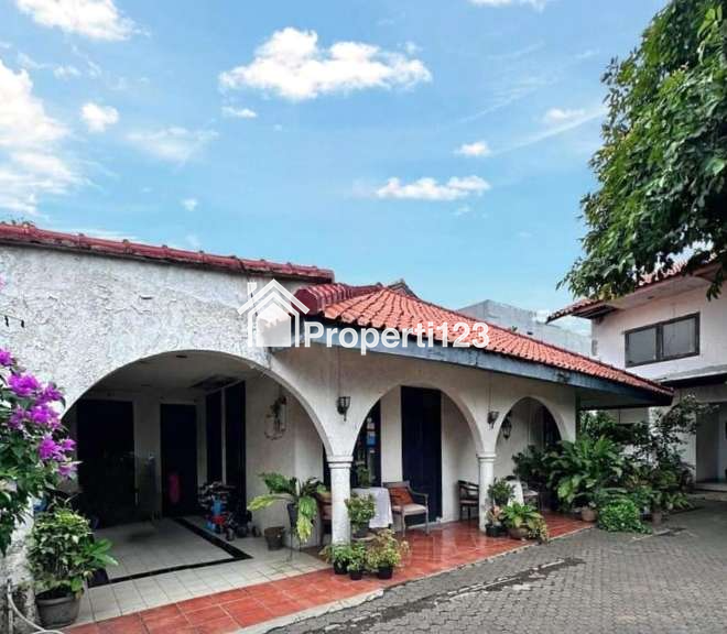 Rumah Cocok Untuk Kost Kantor Kafe Salemba Senen Jakarta Pusat - 5