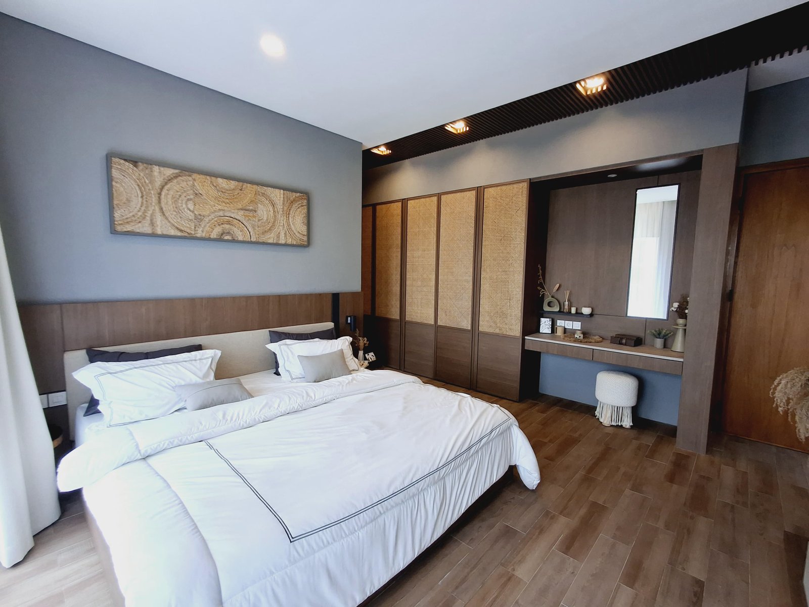 Rumah Megah Dalam Perumahan elit Belakang Transhome Type 130/126m2 Harga 2.385 Miliar Siap KPR - 13