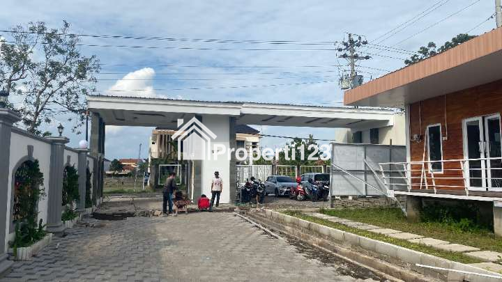 RUMAH MINIMALIS MODERN PESAN BANGUN HARGA 500 JUTA SELANGKAH KE JL JOGJA SOLO - 1
