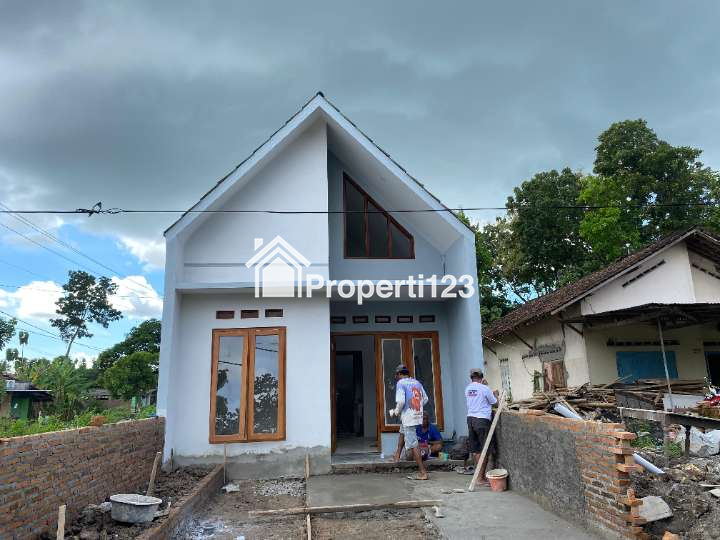 RUMAH MINIMALIS MODERN DI KOTA KLATEN - 5