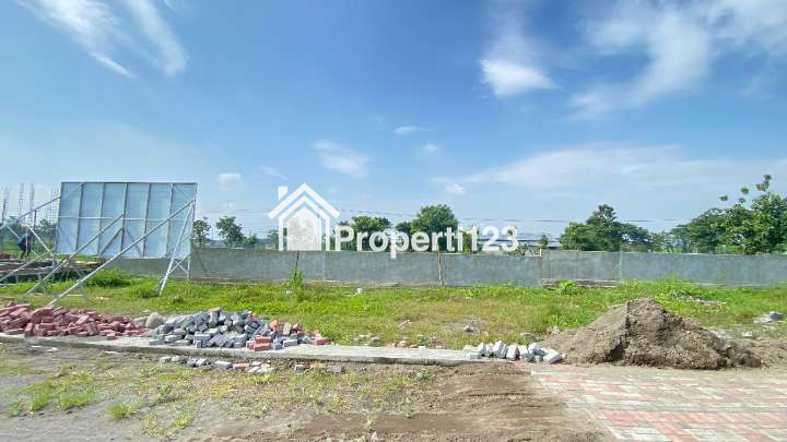 READY UNIT PESAN BANGUN SCANDINAVIAN MULAU 200 JUTAAN DEKAT MATA AIR NGLINGGI - 8