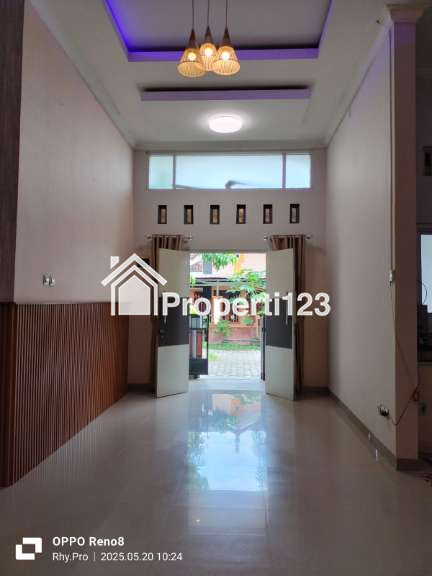 Rumah Cantik dalam Perumahan dekat bandara adisucipto Yogyakarta - 4