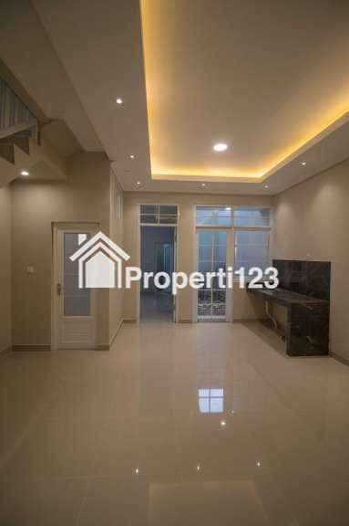 Rumah 2 Lantai Siap Huni di Arcamanik, Bandung - 5