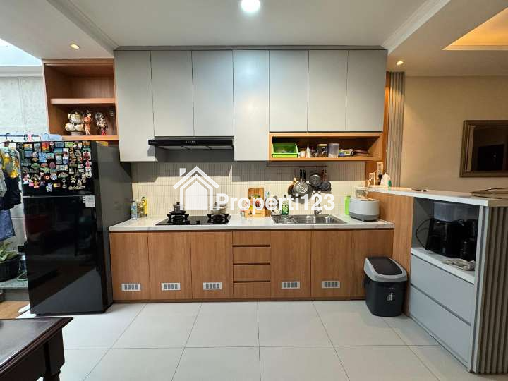 Rumah Siap Huni Semi Furnished di Puri Dago Antapani, Bandung - 3