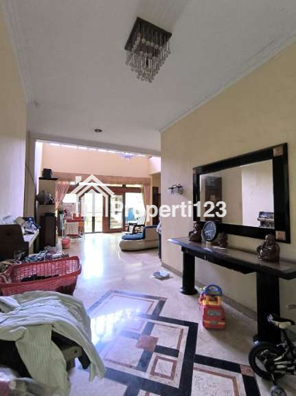 Rumah Luas Lokasi Strategis Cempaka Putih Tengah Jakarta Pusat - 2