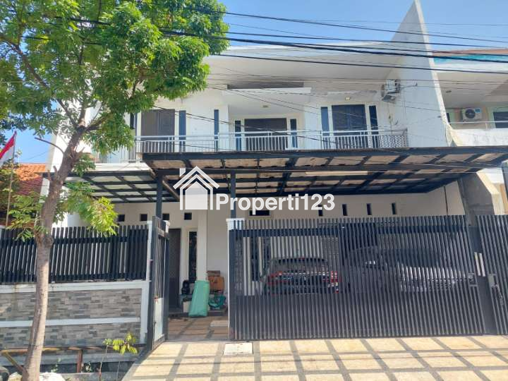 Rumah Siap Huni Semi Furnish Siap huni di Tenggilis Rungkut Surabaya - 1