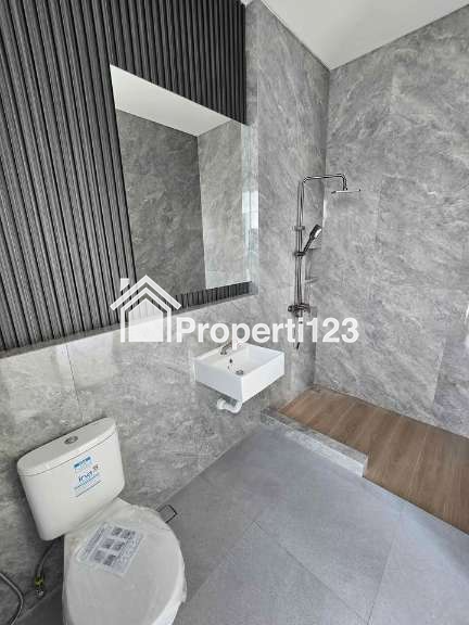 Rumah Baru Minimalis Modern Lokasi Perumahan Medokan Ayu Rungkut Surabaya - 2