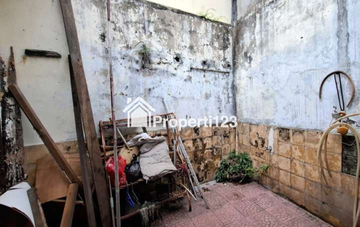 Rumah Tua Hitung Tanah Perumahan Pulo Gebang Permai Jakarta Timur - 10