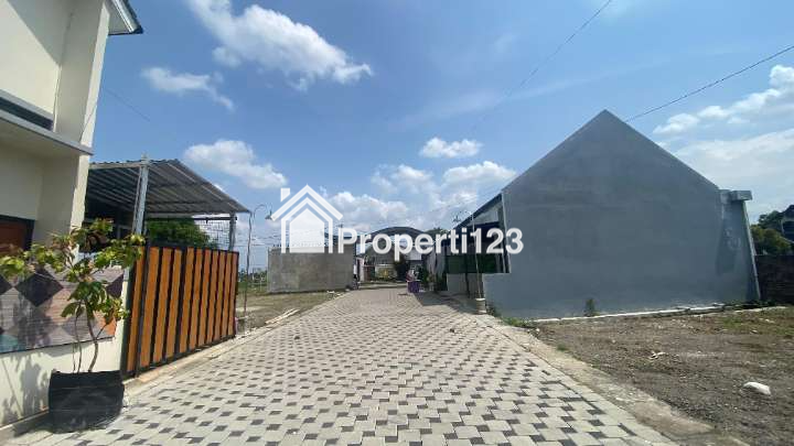 MULAI 300 JUTAAN AJA RUMAH PESAN BANGUN DEKAT MATA AIR NGLINGGI KLATEN SELATAN - 3