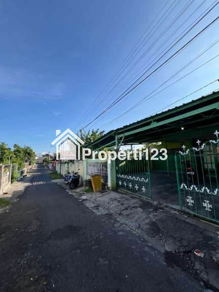 Dijual Cepat Rumah di Pusat Kota Banyuwangi Harga Murah - 1