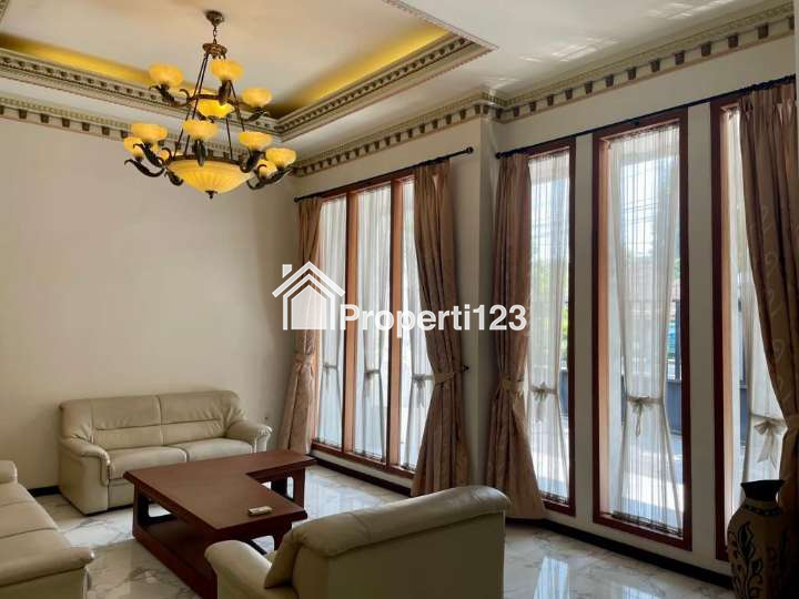 Di jual rumah mewah di baron solo - 2