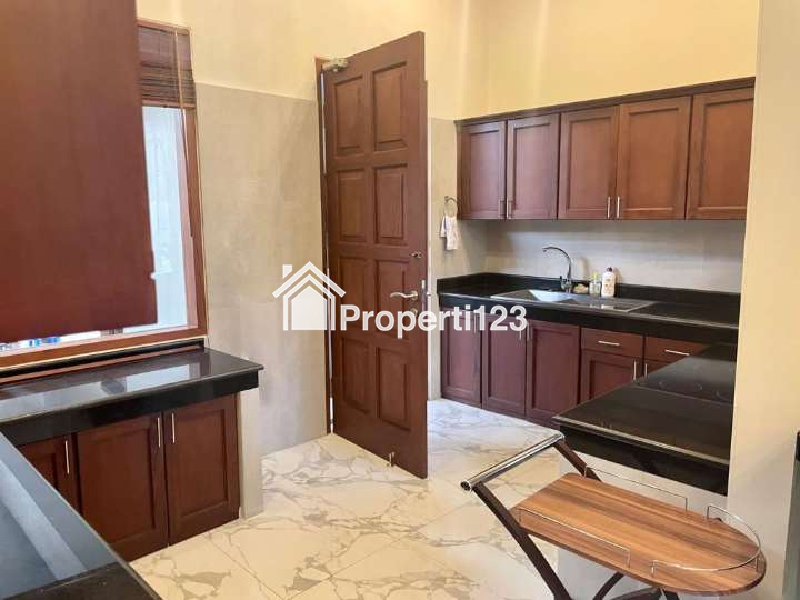 Di jual rumah mewah di baron solo - 7
