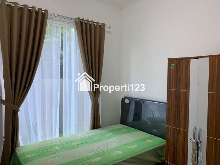 Dijual Rumah Cantik 2 lantai lokasi strategis dekat SCH, JCM dan Komplek Pemda Sleman - 1