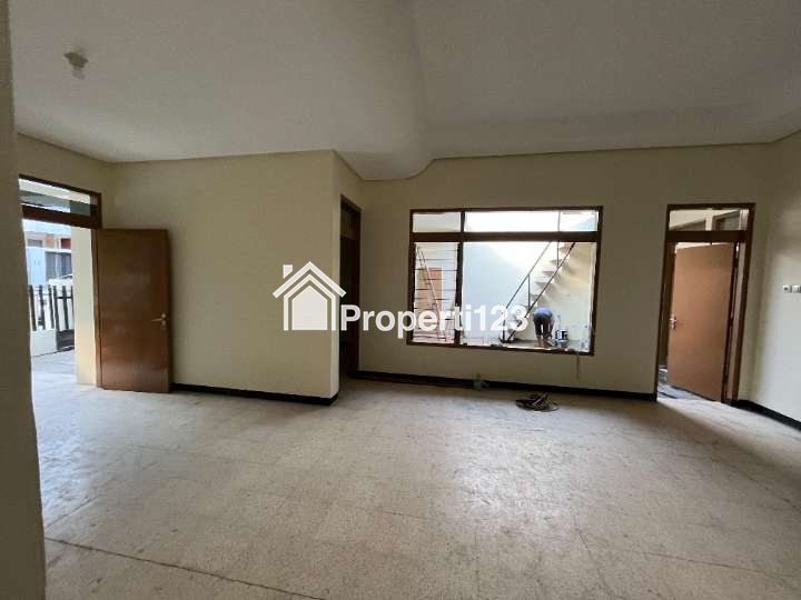 Di jual rumah di sumber banyuanyar solo - 6