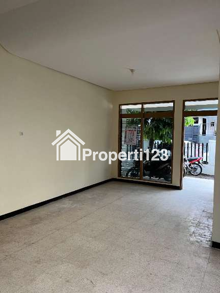 Di jual rumah di sumber banyuanyar solo - 7
