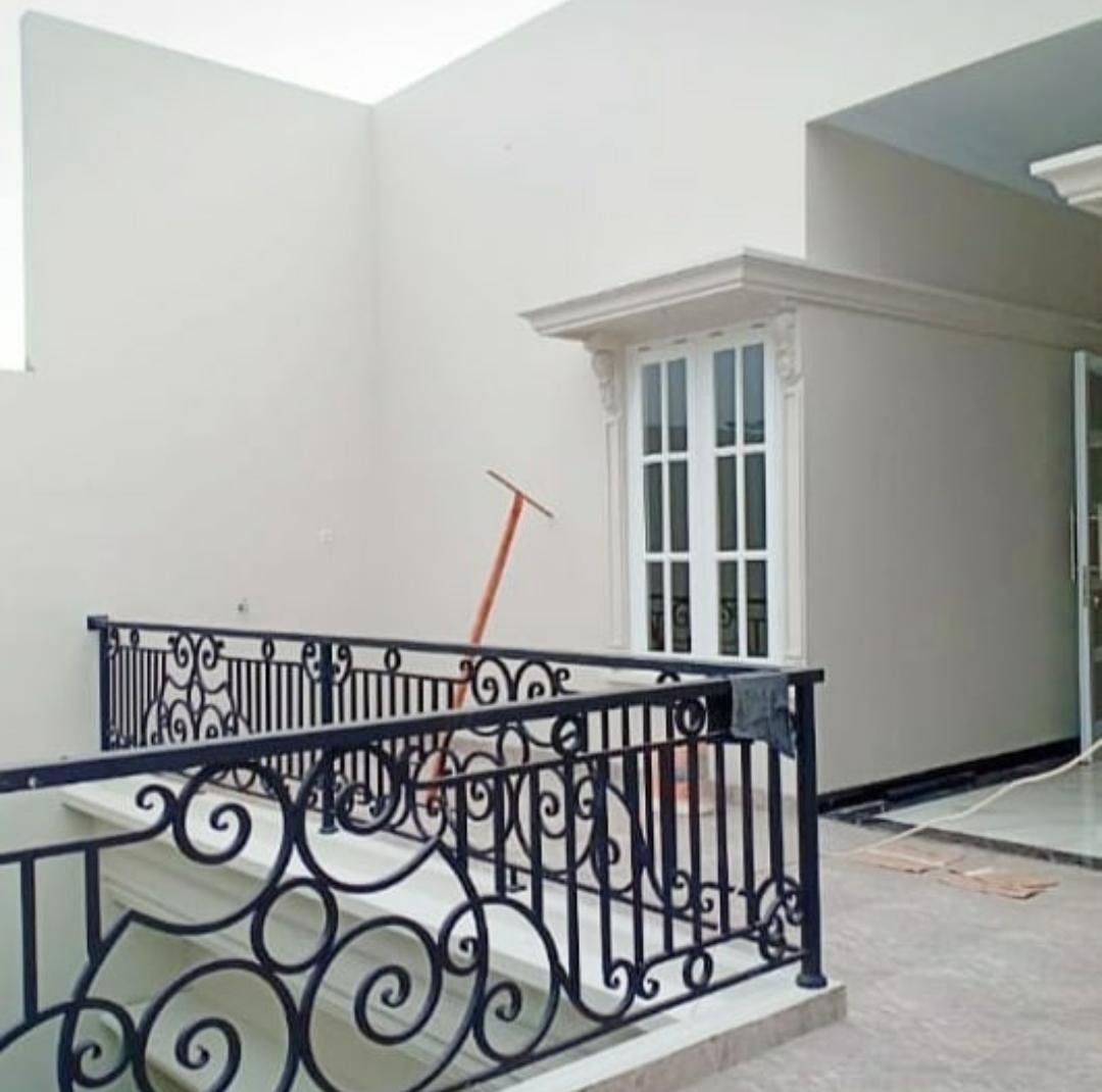 Dijual Rumah Dengan Kolam Renang di Komplek Kav DKI Jagakarsa Jakarta Selatan - 6