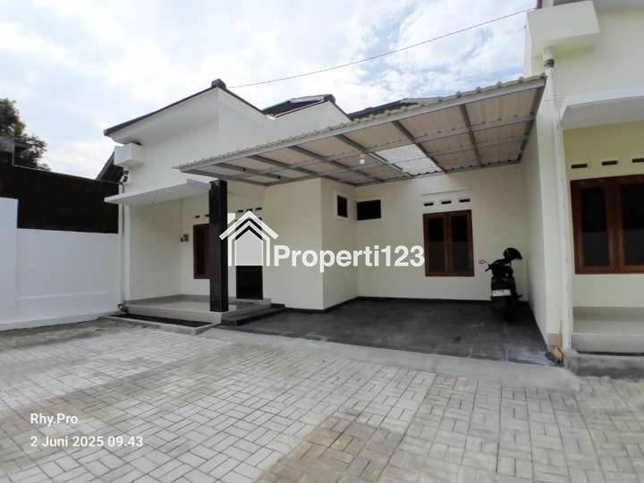 Rumah Siap Huni di Jl Kaliurang KM 9 - 1