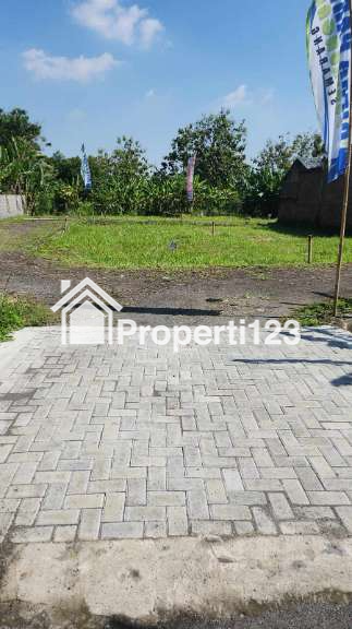 Rumah Modern Minimalis Dekat Pusat Kota Semarang 10 Menit Exit Tol Gayamsari - 2