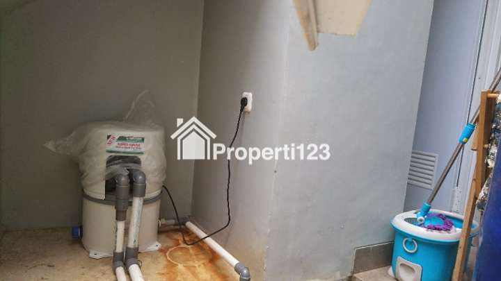 Rumah Besar Murah tanpa Perantara Lokasi Strategis di Pancoran Mas - 9