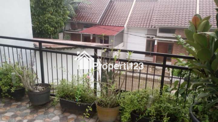 Rumah second + warung sembako di Arco Duren Seribu Depok - 10