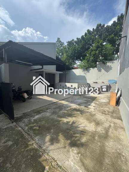 Rumah second terawat di Poin Mas Rangkapan Jaya Depok - 2