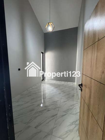 Rumah second terawat di Poin Mas Rangkapan Jaya Depok - 11