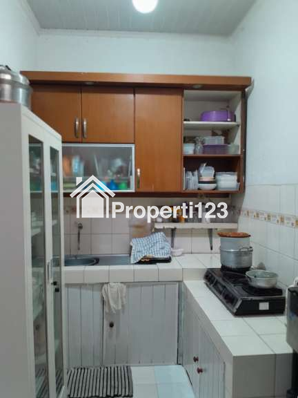 Rumah Semi Furnished Cluster Boulevard Hijau Harapan Indah Bekasi - 9