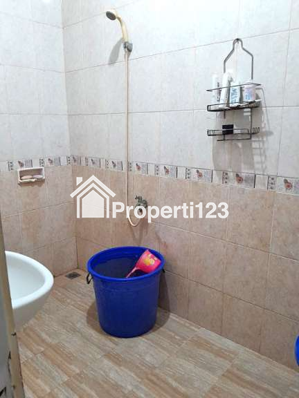 Rumah Semi Furnished Cluster Boulevard Hijau Harapan Indah Bekasi - 11