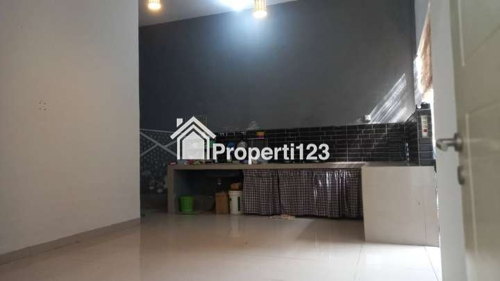 Rumah Murah Full Renovasi Lokasi The Taman Dhika Buduran Sidoarjo - 5
