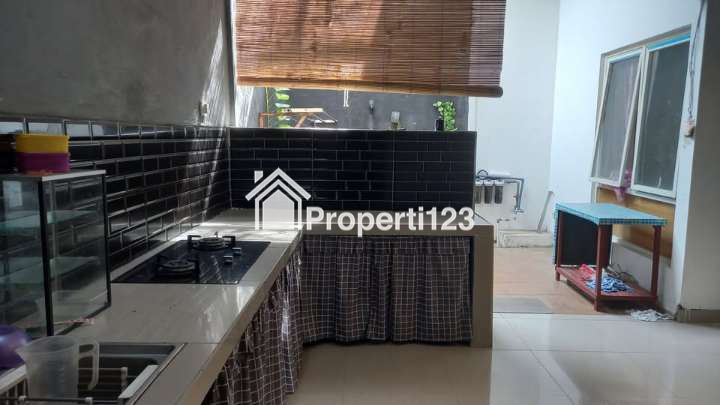 Rumah Murah Full Renovasi Lokasi The Taman Dhika Buduran Sidoarjo - 3