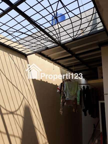 Di Komplek dalam Cluster kecil Jakarta Timur Nyaman aman security - 4