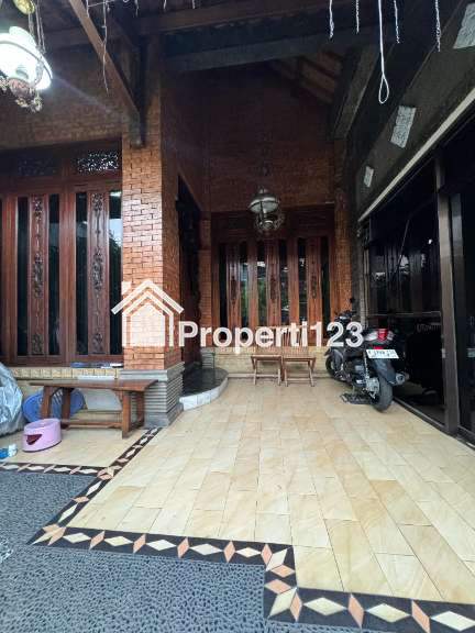 Dijual rumah etnik Joglo siap huni Strategis di Matraman, Utan Kayu Selatan, Jakarta Timur - 3
