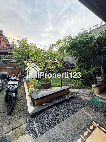 Dijual rumah etnik Joglo siap huni Strategis di Matraman, Utan Kayu Selatan, Jakarta Timur - 4