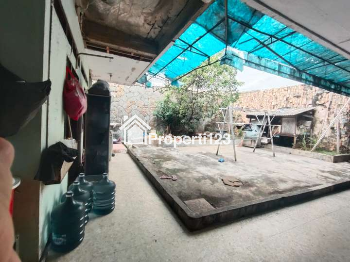 Rumah 2 Lantai Lokasi Premium  Area S Parman Jakarta Barat - 4