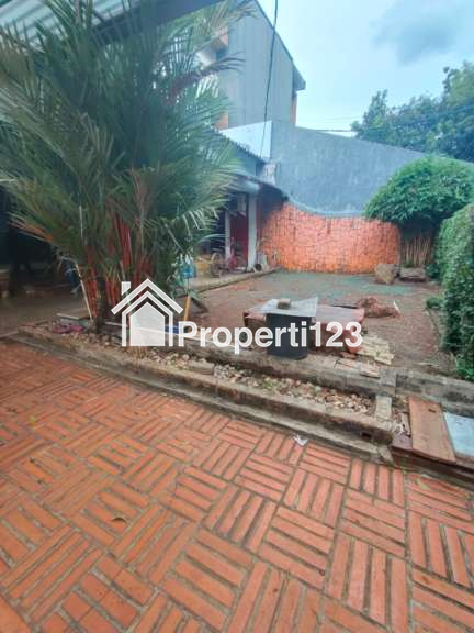 Rumah 2 Lantai Lokasi Premium  Area S Parman Jakarta Barat - 3
