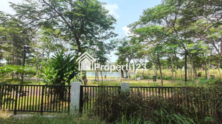 Rumah View Langsung Ke Danau Cluster Lavesh Harapan Indah Bekasi - 12
