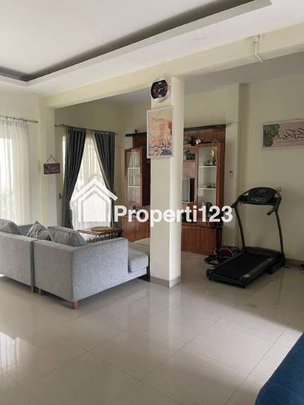 Rumah Hadap Taman Cluster Samata Kota Harapan Indah Bekasi - 5