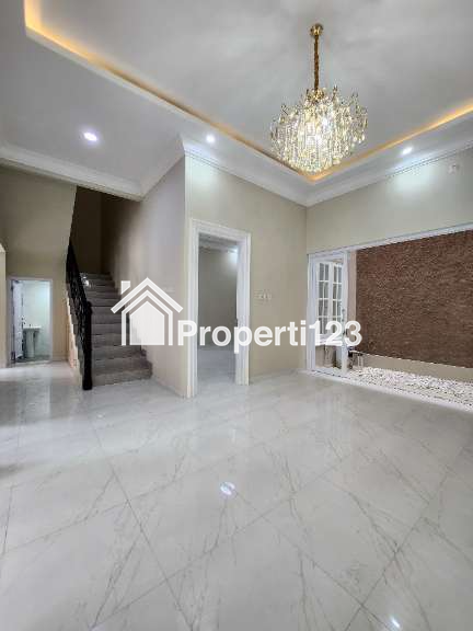 BRAND NEW CLASSIC MODERN DALAM KOMPLEK BEBAS BANJIR DUREN SAWIT JAKARTA TIMUR - 8