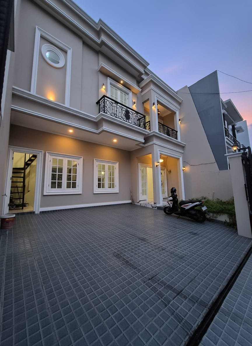 BRAND NEW CLASSIC MODERN DALAM KOMPLEK BEBAS BANJIR DUREN SAWIT JAKARTA TIMUR - 10