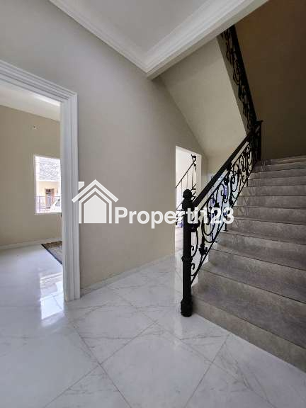 BRAND NEW CLASSIC MODERN DALAM KOMPLEK BEBAS BANJIR DUREN SAWIT JAKARTA TIMUR - 4