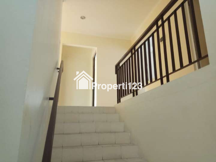 Dijual rumah di komplek Greencourt Boulevard Raya, Kapuk, Cengkareng, Jakarta Barat - 5