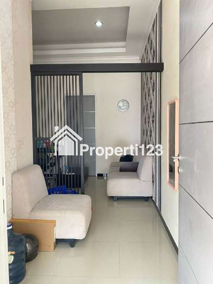 Rumah Semi Furnished Siap Huni Lokasi Sukolilo Dian Regency SUrabaya - 5