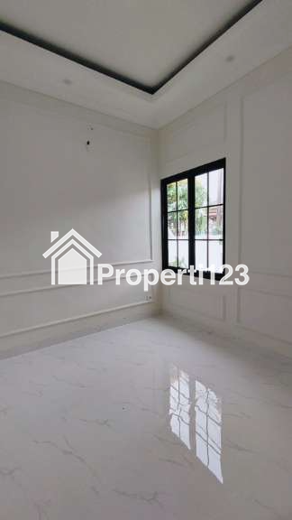 Rumah baru lokasi strategis di Griyaloka BSD Tangsel - 7