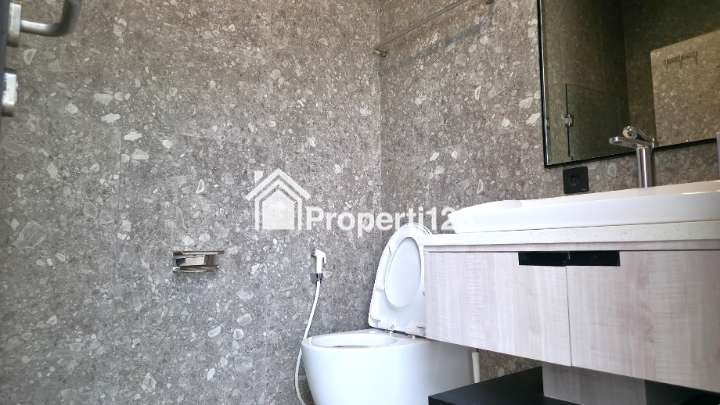 Rumah Baru Mewah Taman Tirta Golf BSD Kota Tangerang Selatan - 11