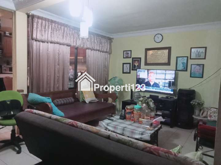 Dijual Cepat Rumah 2 lantai 240/400 Taman Indah Gayungan 3,5M Nego Sby - 5