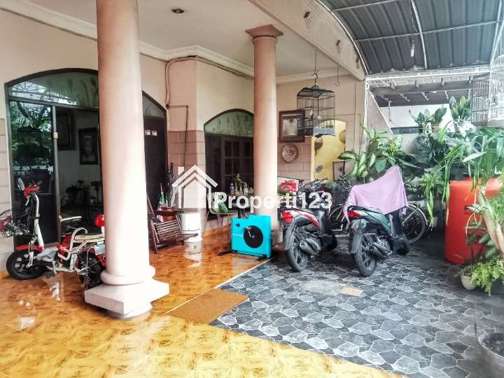 Dijual Cepat Rumah 2 lantai 240/400 Taman Indah Gayungan 3,5M Nego Sby - 2
